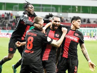 bayern leverkusen players celebrating a bundesliga win recently
