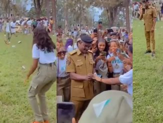 Heartwarming Moment NDLEA Officer Pops The Question To His NYSC Corper Girlfriend Goes Viral (WATCH)