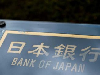 Asian stocks extend recovery, yen weakens as some calm returns