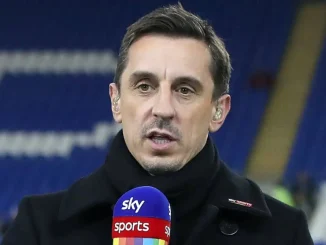 EPL: He's not kidding anyone - Neville slams Chelsea star