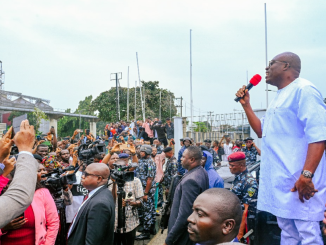 Protesters Angry As Gov Fubara Offers Money For Bread And 'Pure Water'