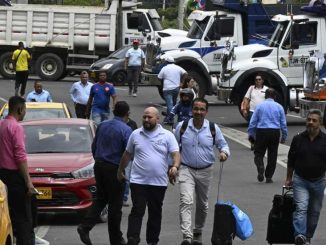 Colombian police break up road blockades against diesel price hikes