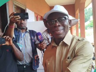 BREAKING: Edo APC Strongman, Oshiomhole Casts Vote in Gov'ship Poll, "Voters Know What They Want"