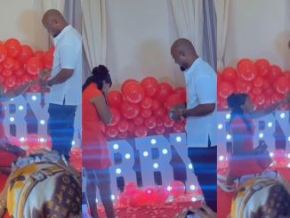 "Wonders shall never end" – Tongue Wags As Nigerian Lady Kneels To Accept Marriage Proposal Ring From Her Man (VIDEO)