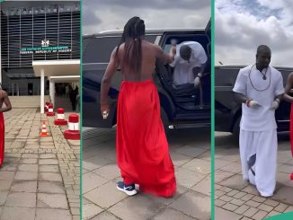 EFCC N15m Bribery: Verydarkman Storms House of Reps Barefooted, Enters With "Herbalist' in New Video