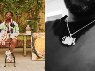 Asake gifts custom Diamond chains to his team, fans compare him to Davido