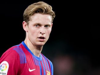 LaLiga: I don't earn €37m a year - Barcelona midfielder, De Jong denies rumours