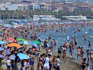 Spain logs record summer tourism as inflow draws protests