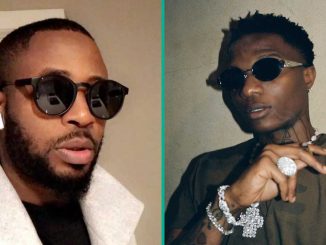 Wizkid FC Dig up Tunde Ednut's Full Picture To Prove Singer's Point About Blogger's Disability