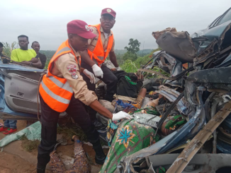 3 Pupils, Others Cheat Death In Oyo Accident