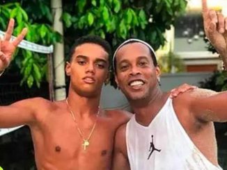Barcelona Legend Ronaldinho Set to Become a Grandfather Aged Just 45