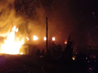 JUST IN: Fire Guts Araromi Spare Parts Market In Ibadan - [Photos]