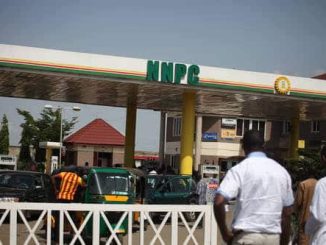 Petrol Price War Intensifies As NNPCL Weighs Reduction To Rival Dangote Refinery