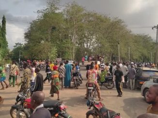 Just In: Outrage In Ondo As Protesters Storm Governor’s Office Over Killing Of Five Farmers