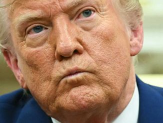 Markets rise despite China-US tariff clash