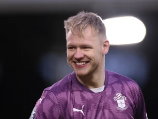 Manchester United eye Ramsdale as goalkeeper crisis deepens