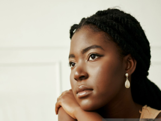 Lady Recounts Hǝartbreaking Moment She Was Rǝjected for Being Mixed-Tribe